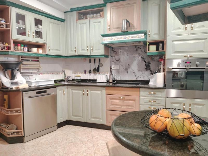 Foto 653020a2-7e9e-44ef-8808-3a0eaad4a2a7. Maison avec chauffage parking piscine dans Lavadores Vigo