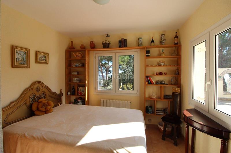 Foto 8d2b93fc-aafb-46c6-b0e2-25083c93ab0c. Casa amb calefacció aparcament piscina a Serra Brava Lloret de Mar