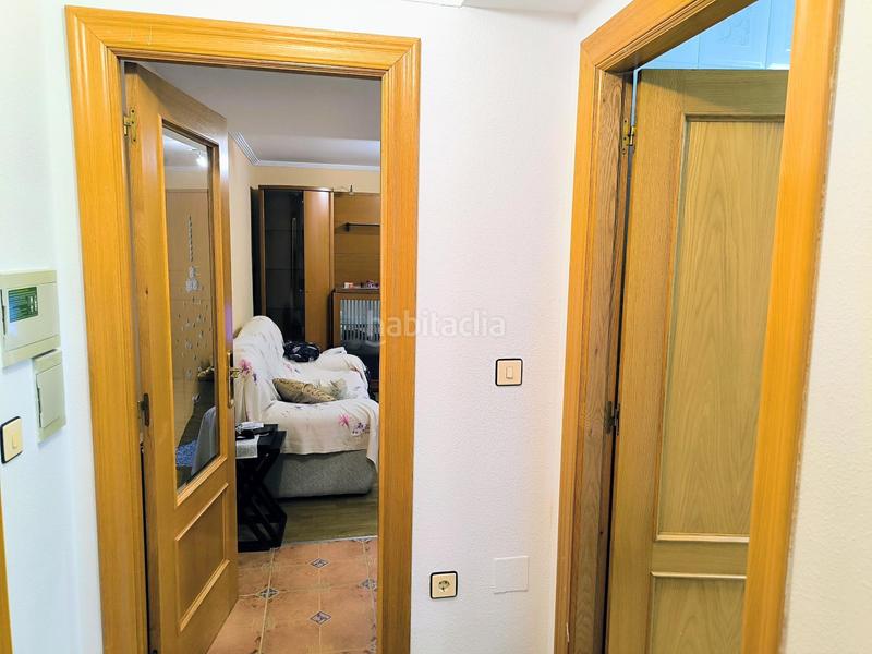 Foto f9e7320e-ed7a-412f-bf84-1baf73ad0ee3. Piccolo appartamento con riscaldamento parcheggio in León