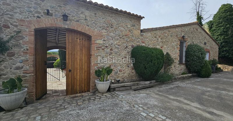 Foto 3f42487e-b595-4a63-aa03-3005731f7057. Casa amb calefacció aparcament piscina a Lliçà d´Amunt