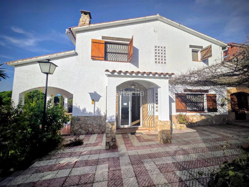 Foto ea2bcf0e-3d46-42af-9a37-7f73429cf946. Casa amb calefacció aparcament piscina a Palafolls