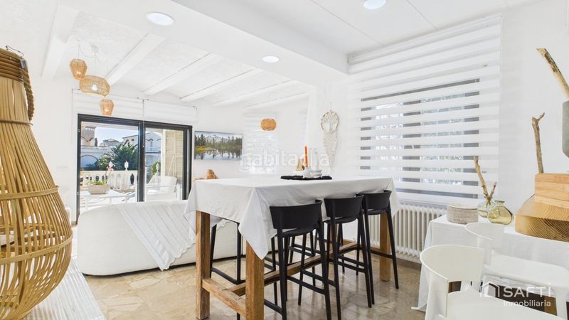 Foto 69218ddb-b92c-4236-b04f-3964239905f7. Casa amb piscina a Muga - Gran Reserva - Badia Empuriabrava