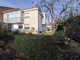 Maison à Trobajo del camino