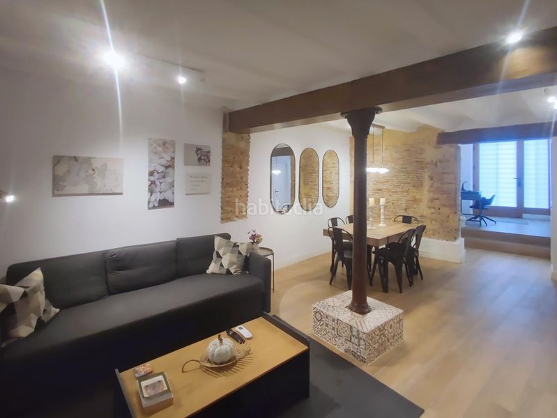 Foto c2b1e7a6-f823-439a-8c28-63e60877a686. Zweistöckige wohnung mit heizung in La Seu Valencia