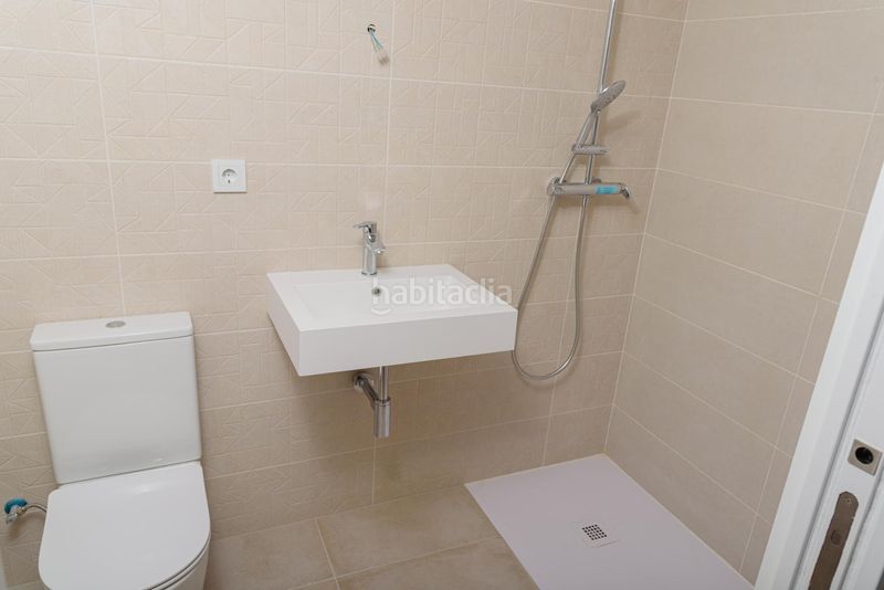 Foto 97a7d0fe-14b4-4e48-b889-f2414721d5ca. Casa amb aparcament piscina a Mas Mel Calafell