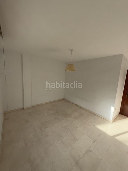 Foto 3c6fc9d0-064f-47e1-9f87-5cd90c3854a0. Piso en Loja