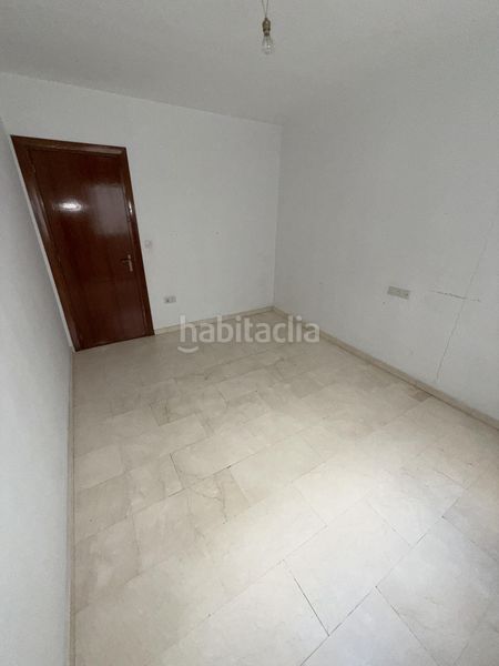 Foto 82c3cdff-46be-4781-a1b7-4a91a9341495. Piso en Loja