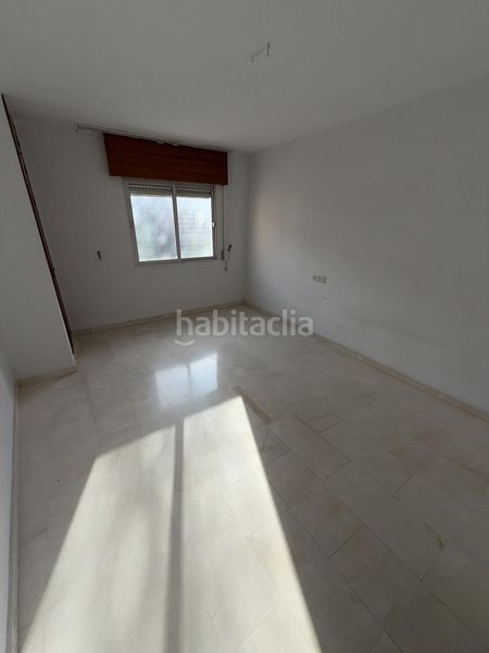 Foto 9d67a50d-93f7-4894-9931-ba83cb709b33. Piso en Loja
