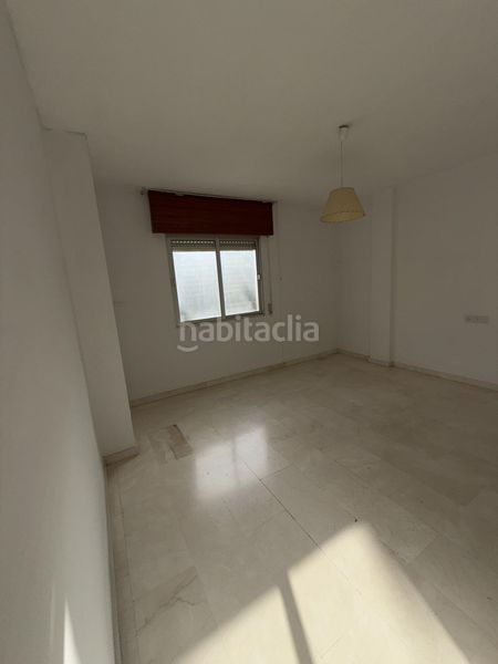 Foto 9f8f4027-4d68-49b2-a126-e9ff71531087. Piso en Loja