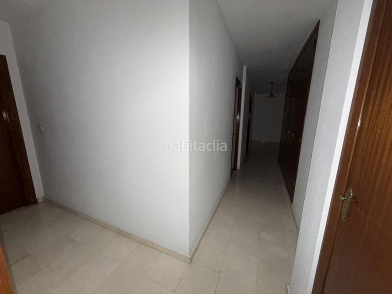 Foto c31b97f6-d844-486b-9959-98e783356f0c. Piso en Loja