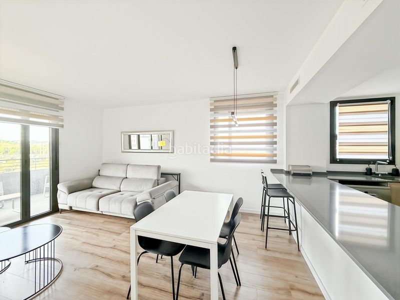 Foto e56cba6a-4700-43a4-942d-c7a78a26daae. Pis amb calefacció piscina a Martorell