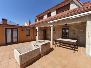 Maison à Santa Uxía de Ribeira