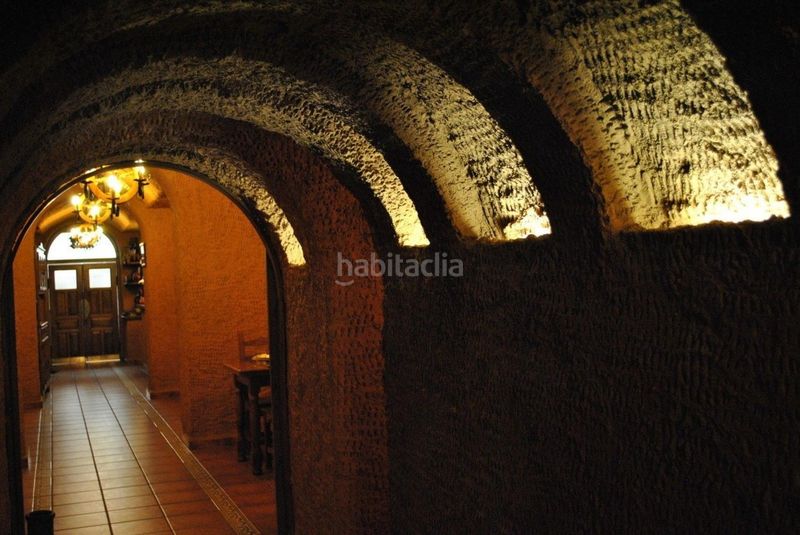Foto f639e092-e093-4e29-b499-e6ce0a7e3a4f. Local comercial a Valdevimbre