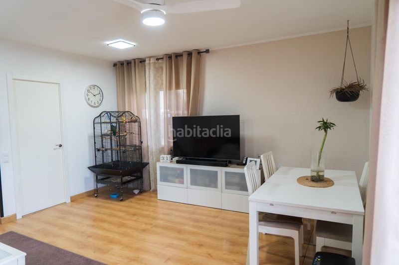 Foto 1206c903-b496-459c-b949-ce93c9c13fe2. Casa aparellada amb piscina a Mas Mora-Sant Daniel Tordera