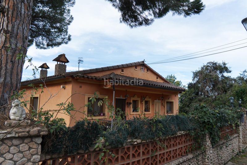 Foto 4b18ad2f-1fb4-4c47-a0a6-581526798eb9. Casa aparellada amb piscina a Mas Mora-Sant Daniel Tordera