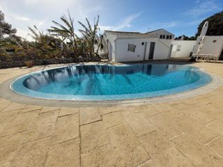 Masia a Llucmaçanes