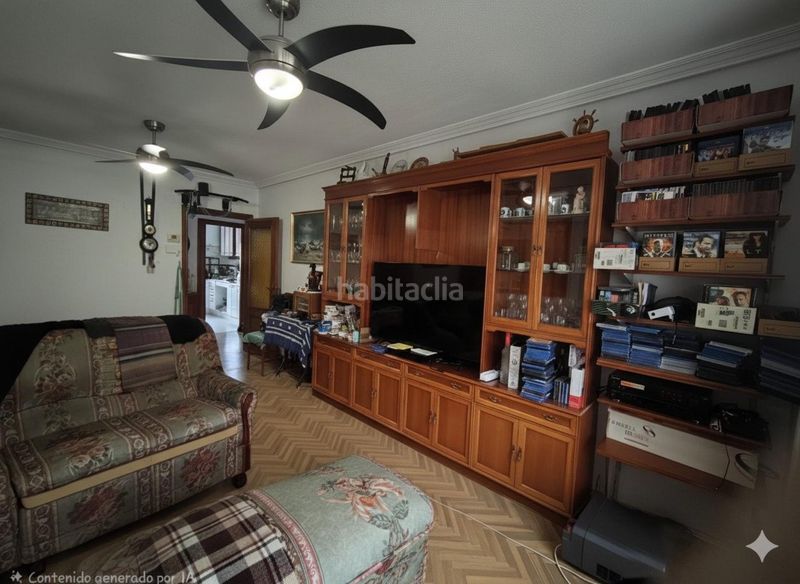 Foto a8e1be4a-d072-4e3e-8eb1-6ef19d0358a2. Pis amb calefacció aparcament a Numancia Madrid