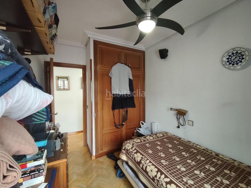 Foto 53b9d9bc-0513-40cb-93a5-e5321717b40b. Piso en Numancia Madrid