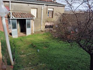 Casa adossada a Pajares de los Oteros