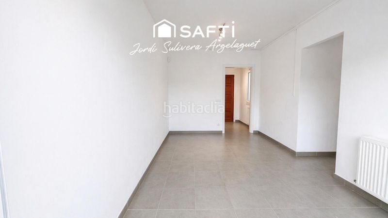 Foto 0d037b79-4a0c-4c0e-a24f-e210a4e04de4. Piso en Eixample Sant Feliu de Guíxols