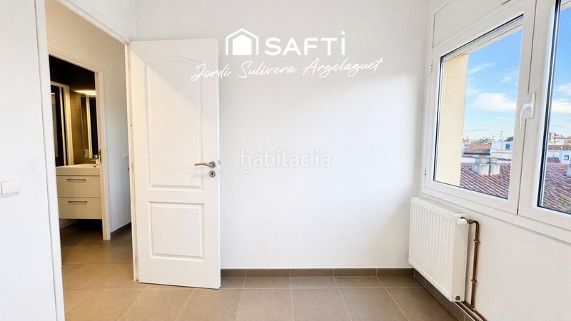 Foto 5c5c8208-f207-49d3-ba68-159342c93ccf. Piso en Eixample Sant Feliu de Guíxols