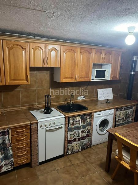 Foto 8cc42f20-fa6f-4d94-bb98-793c7d4d3e1e. Casa amb calefacció a Pinofranqueado