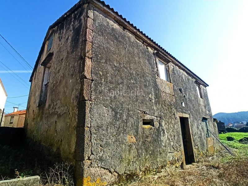 Foto 01efc4ed-0b6c-429b-bfa0-fba9c4fc4efb. Masia a Camariñas