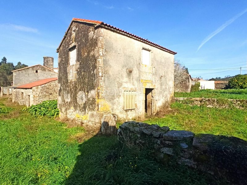 Foto d3076252-3018-468a-a66f-ff7bb6ec972f. Masia a Camariñas