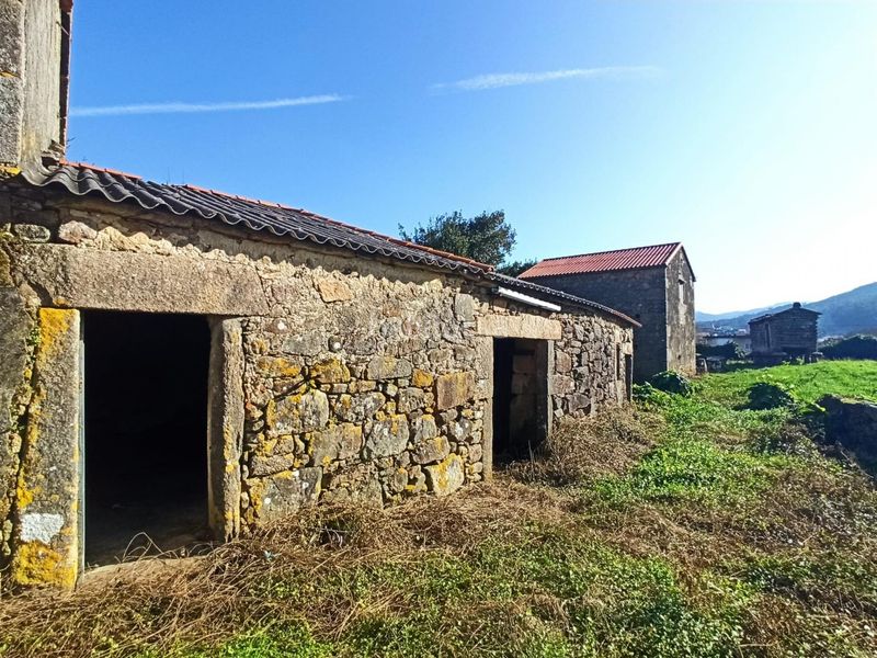 Foto e0b84f2f-b0c1-497d-8463-6924acc9c218. Masia a Camariñas