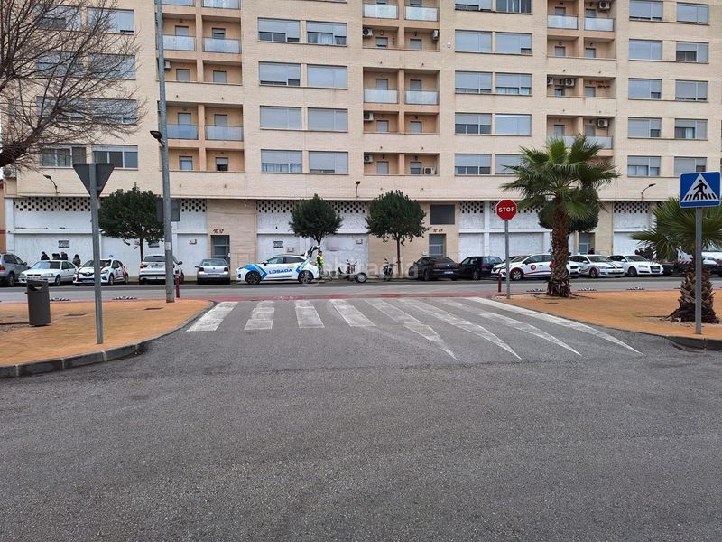 Foto fc39d360-68fa-4d8a-aab3-2616d22d76e6. Alquiler local comercial en Yecla