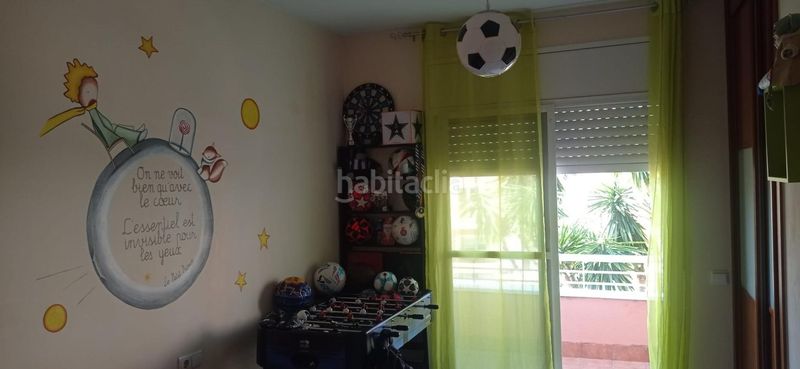 Foto b016a640-e064-4b63-a4da-cc69f3b12215. Casa adossada amb calefacció aparcament piscina a Vendrell (El)