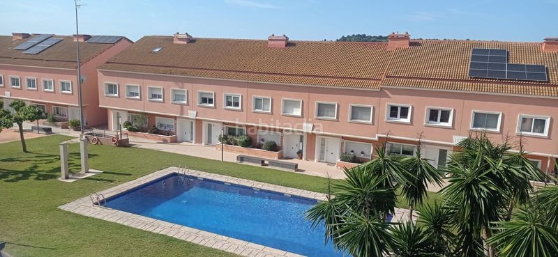 Foto beca2dfa-7b23-4e87-a150-9ea49894a232. Casa adossada amb calefacció aparcament piscina a Vendrell (El)