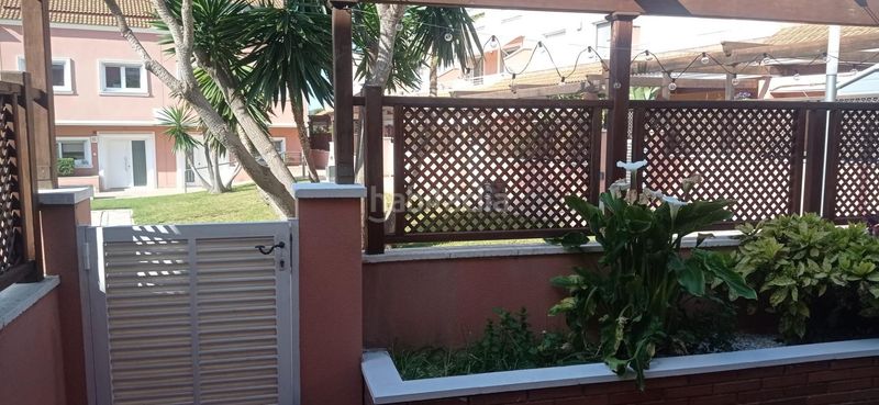 Foto dc8aa182-1a49-458e-ac3f-a23b7caed7ce. Casa adossada amb calefacció aparcament piscina a Vendrell (El)