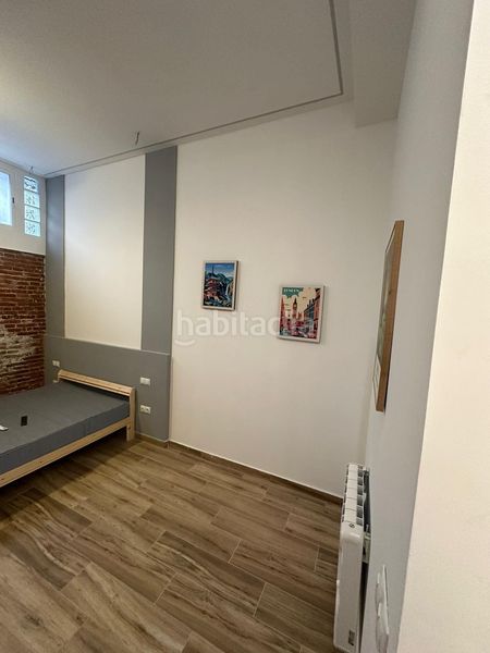 Foto 52c09d7c-5880-41b0-83b6-d6b723eeda74. Piso en Valdeacederas Madrid