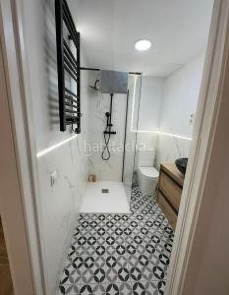 Foto 7884edb1-0993-4383-96f5-a116fbe8ffa4. Piso en Valdeacederas Madrid