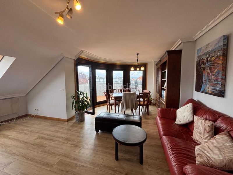 Foto 21d13438-54c0-46f7-b9c2-13c7aa0bbade. Ático en Baiona