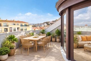 Attique à Baiona