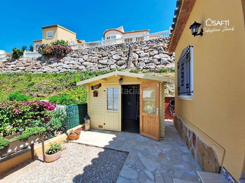 Foto 5daeff72-bed5-403c-beea-edaf08677169. Casa amb aparcament piscina a Ador