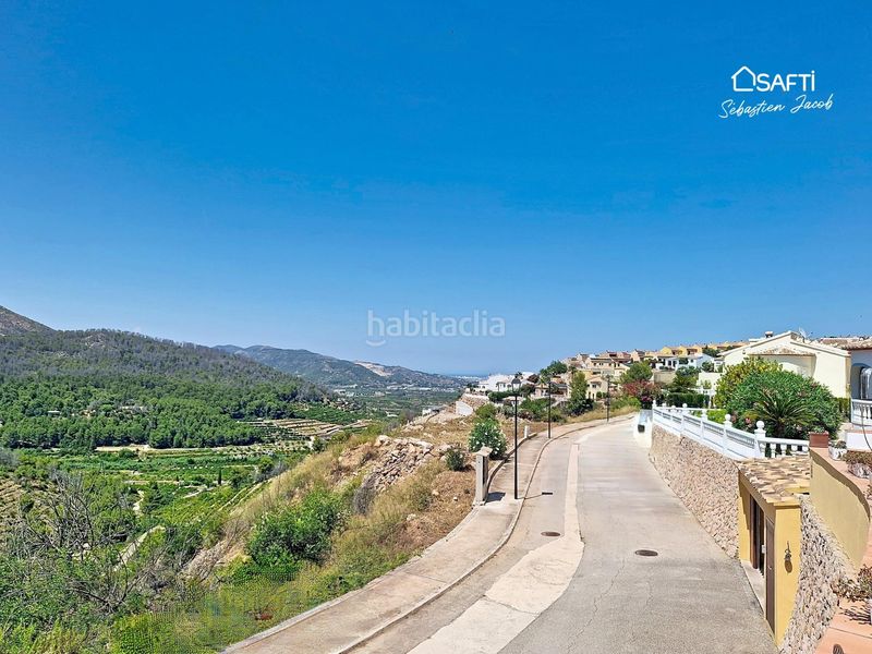 Foto 7802376b-8d98-4f35-9fe9-f5205c88d7d8. Casa amb aparcament piscina a Ador