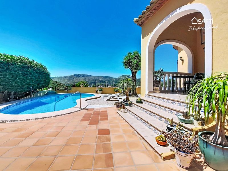 Foto cbba4d1a-615b-48fb-b3a6-5e1d696cc3df. Casa amb aparcament piscina a Ador