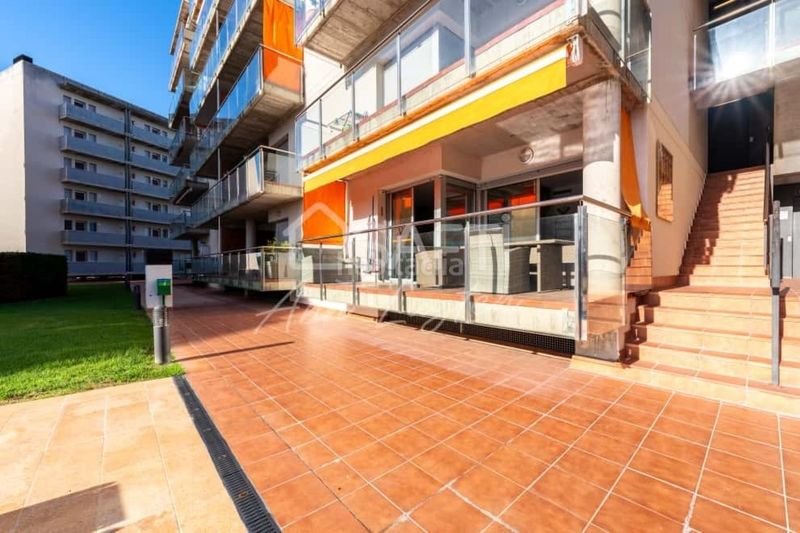 Foto ade89071-66ba-4d24-b323-b39c727e454d. Apartament amb calefacció aparcament piscina a Santa Margarida Roses