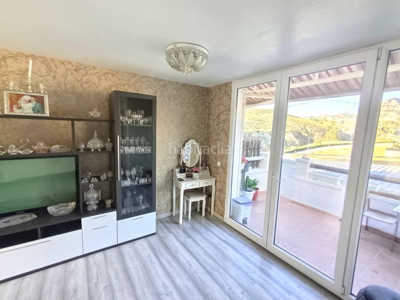 Foto ab198113-bf6a-414f-b828-43394425257b. Casa adossada amb calefacció aparcament piscina a Petrer