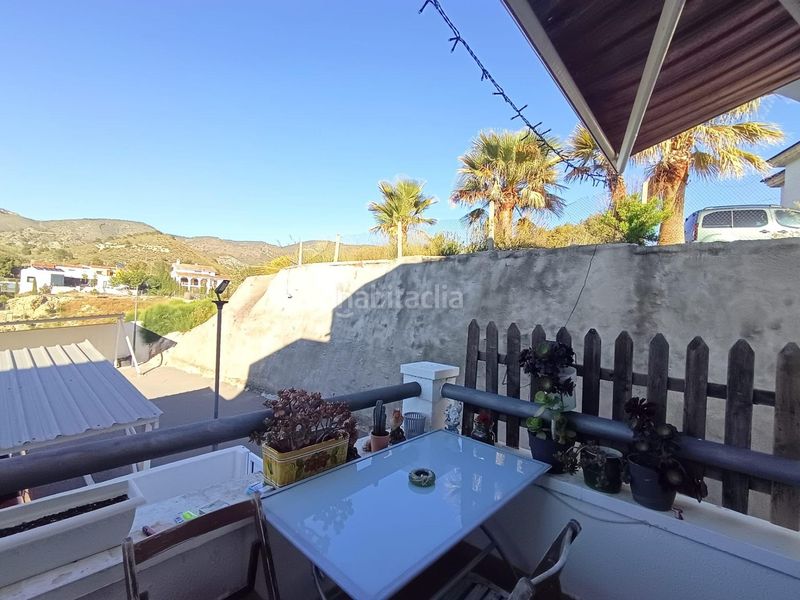 Foto fc5a7542-8e95-441c-a7df-4c41ed44dc65. Casa adossada amb calefacció aparcament piscina a Petrer
