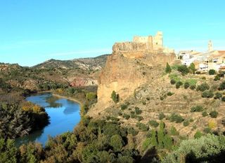 Casa bifamiliare in Teresa de Cofrentes