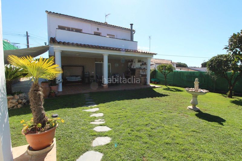 Foto 2ce433cd-25bb-4f58-a6bd-86dec1bb1b0f. Casa amb calefacció aparcament a Aiguaviva Parc Vidreres