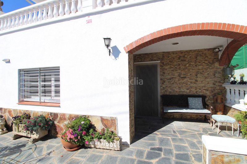 Foto b72244b1-2c1d-49b7-8d56-bdccf1c4e1d0. Casa amb calefacció aparcament a Aiguaviva Parc Vidreres