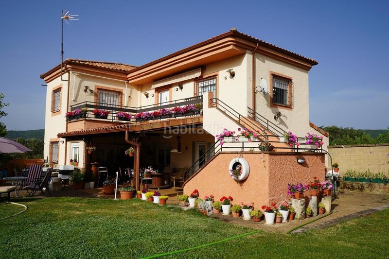 Foto 6dbf2d53-6c38-43b0-b51c-cedd319c48b4. Casa amb calefacció piscina a Cuadros