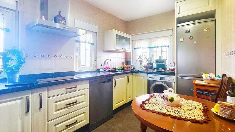 Foto d34772c5-aacc-434e-a844-25847a766c92. Casa amb calefacció piscina a Cuadros