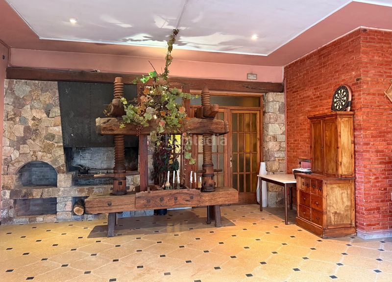 Foto 07a2406a-1f7f-49f5-a24f-9ea2bdbdf0f5. Edifici a Darnius