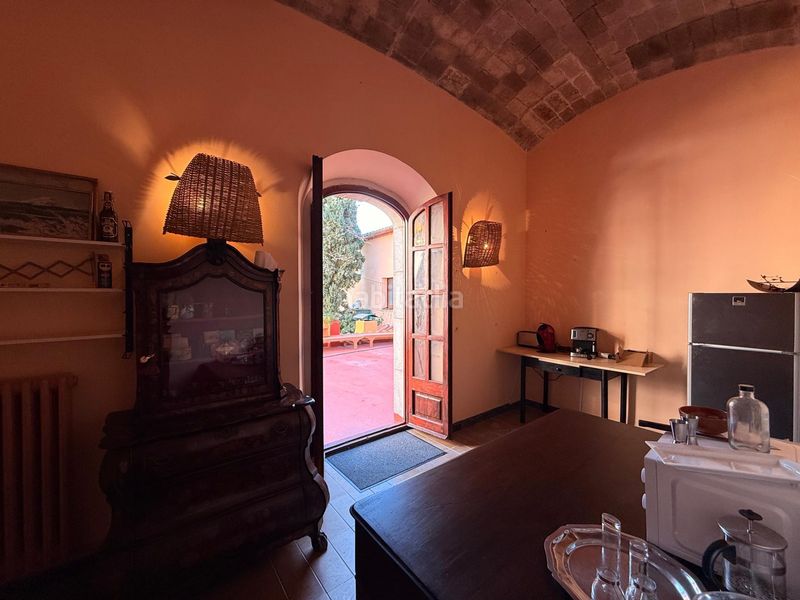 Foto bda76188-bfaf-40f1-9991-d9ecb8d3f5dd. Edifici a Darnius